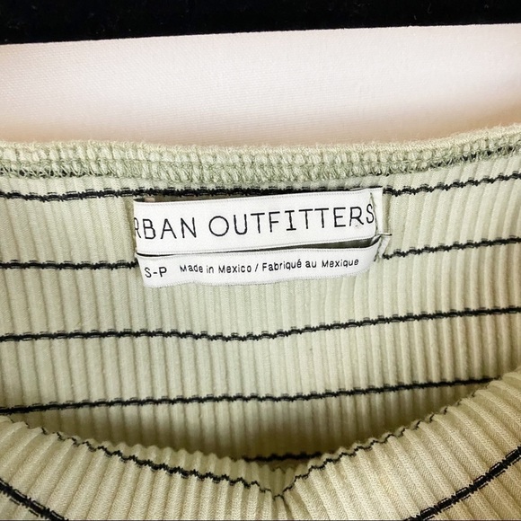 Urban Outfitters Y2K Off the Shoulder Ribbed Crop Top Fairycore - Picture 2 of 4